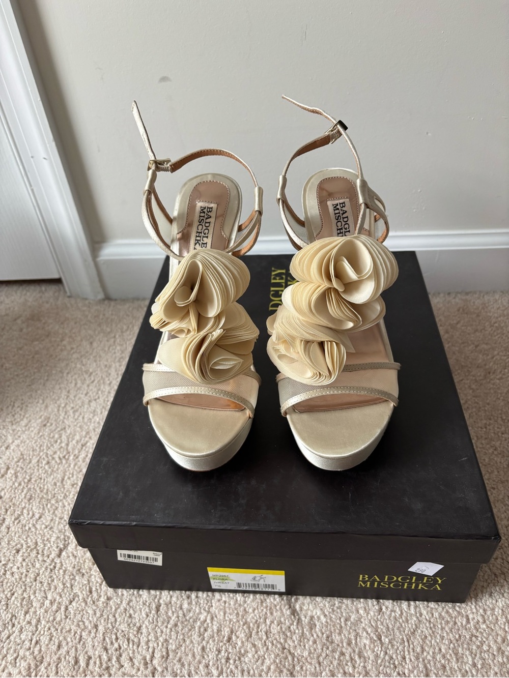 Badgley Mischka Ivory Satin Floral Platform Heels/Sandals 7.5